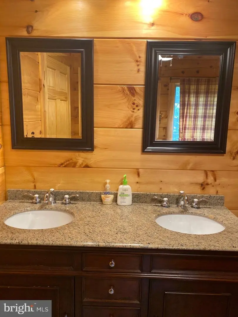 550 Cross Mountain Rd, Luray, VA 22835 - #3