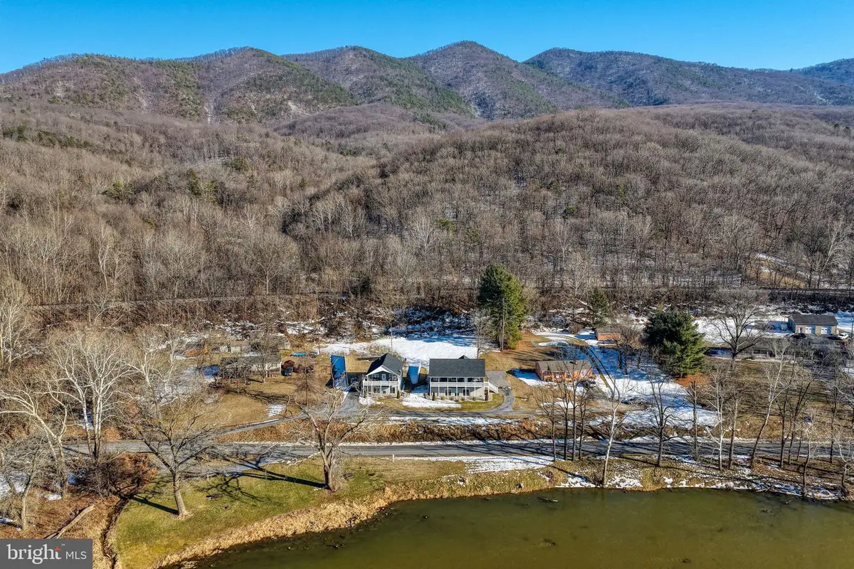 39 & 37 Whistle Ln, Shenandoah, VA 22849 - #1