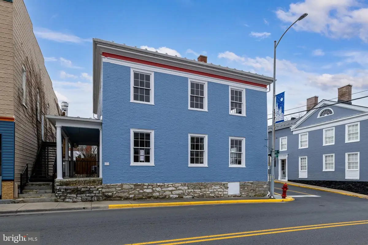 221 W Main St, Luray, VA 22835 - #1