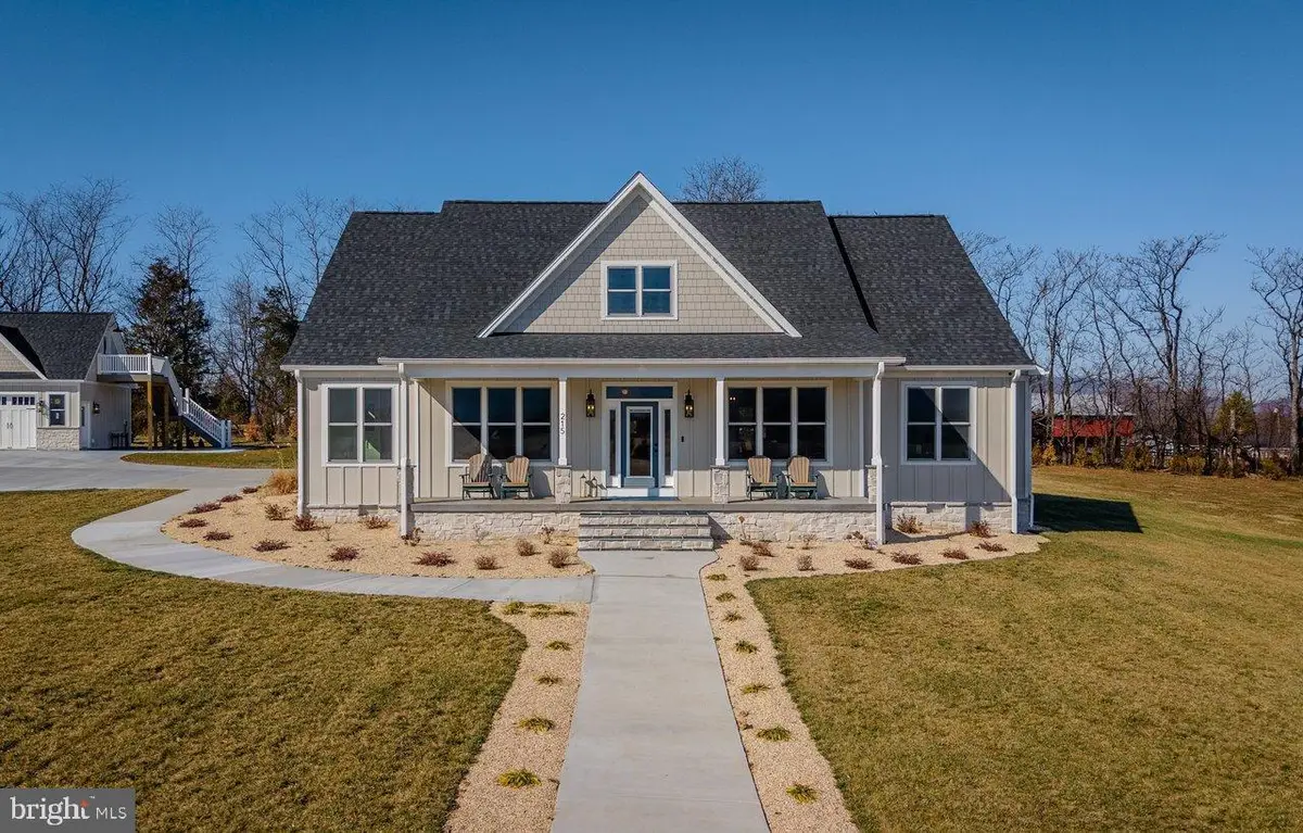 215 Forrest Dr, Luray, VA 22835 - #1