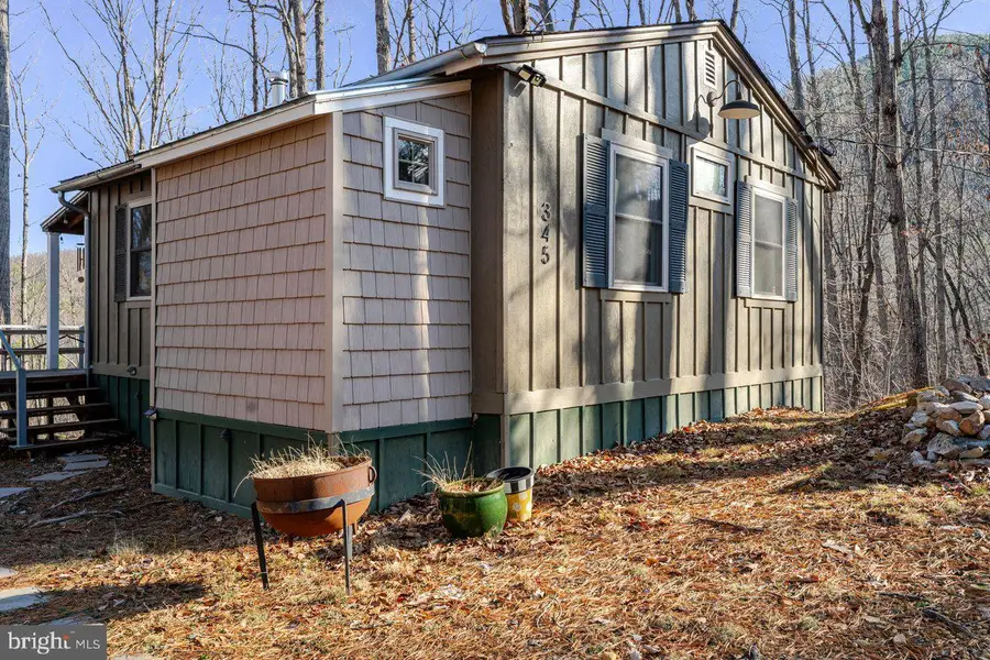 345 Wildwood Ln, Shenandoah, VA 22849 - #2