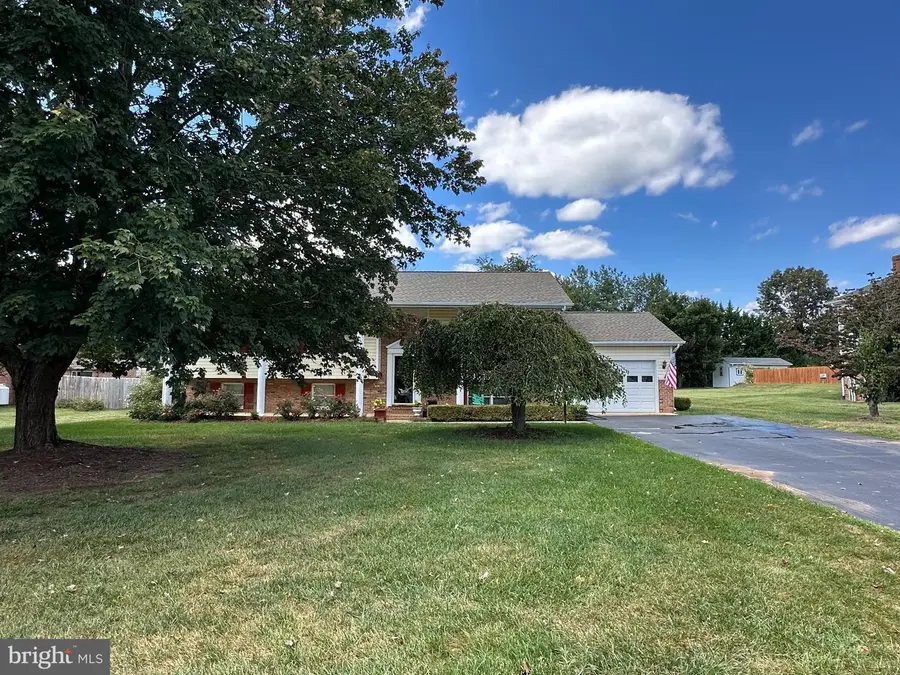 3 Meadow Ln, Luray, VA 22835 - #3
