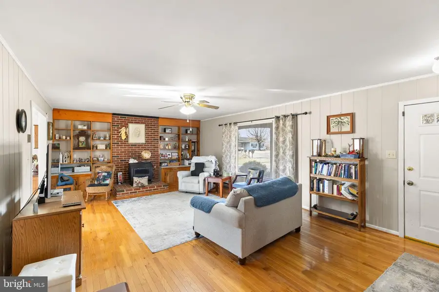 5 Fox Ln, Luray, VA 22835 - #3