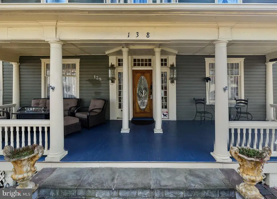 138 E Main St, Luray, VA 22835 - #3