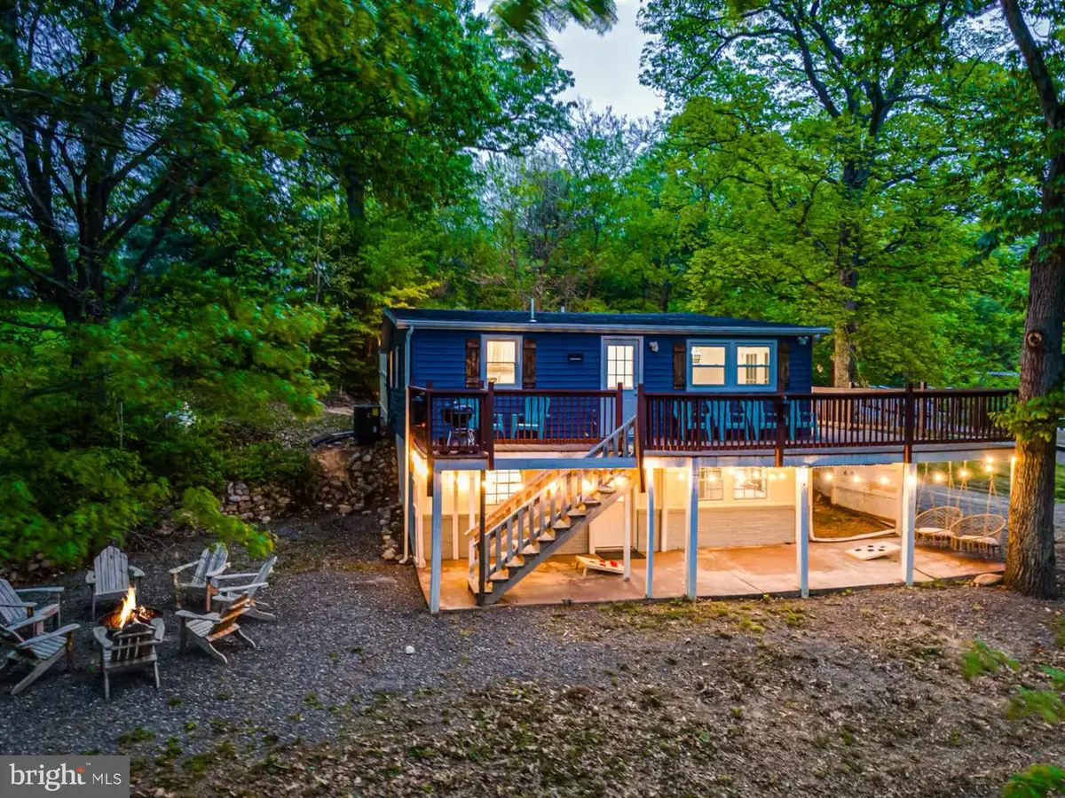 218 N View Dr, Stanley, VA 22851 - #1