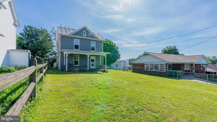 33 N Marye Ln, Luray, VA 22835 - #3