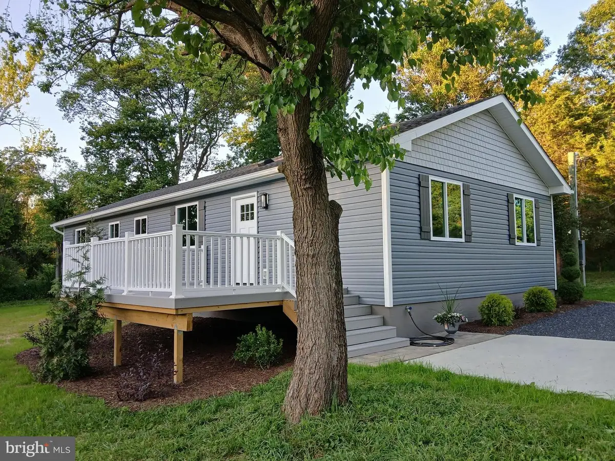 190 Lisa Ln, Shenandoah, VA 22849 - #1