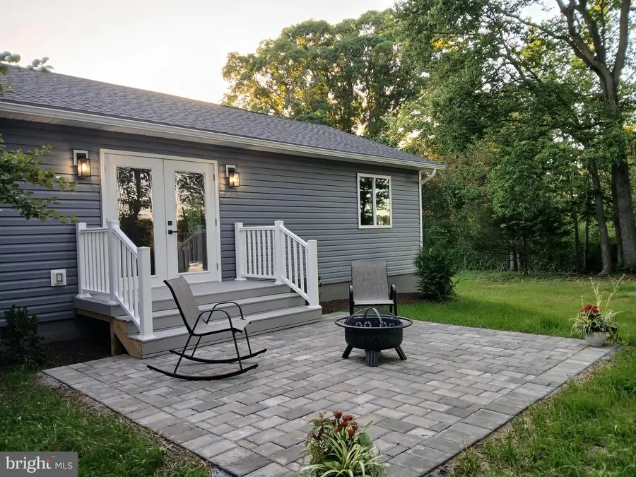 190 Lisa Ln, Shenandoah, VA 22849 - #3