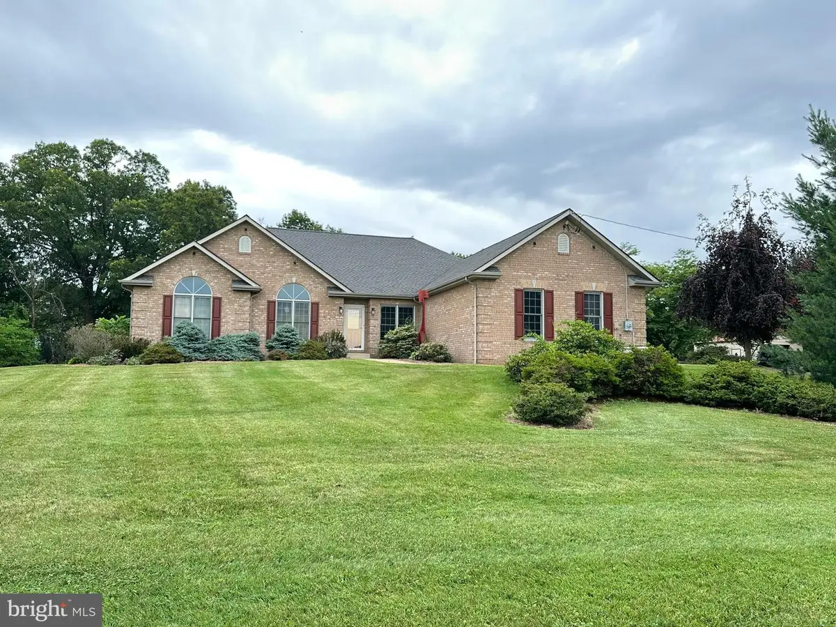 825 Parkview Estates Rd, Luray, VA 22835 - #1