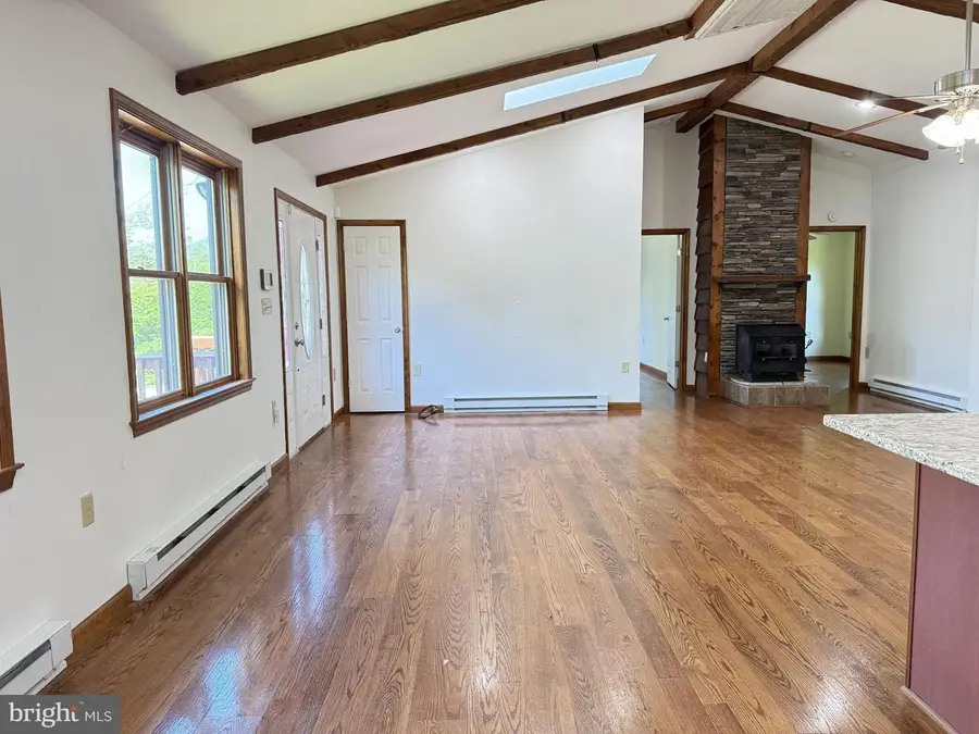 264 Cedar Ln, Luray, VA 22835 - #2