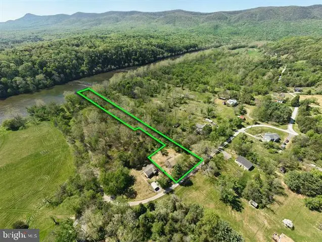 702 Richview Rd, Rileyville, VA 22650 - #1
