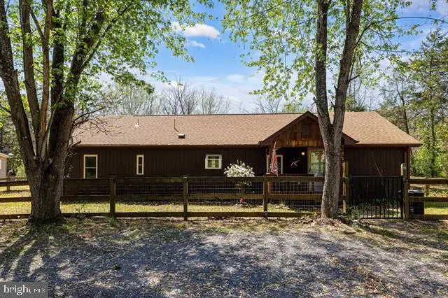 702 Richview Rd, Rileyville, VA 22650 - #3