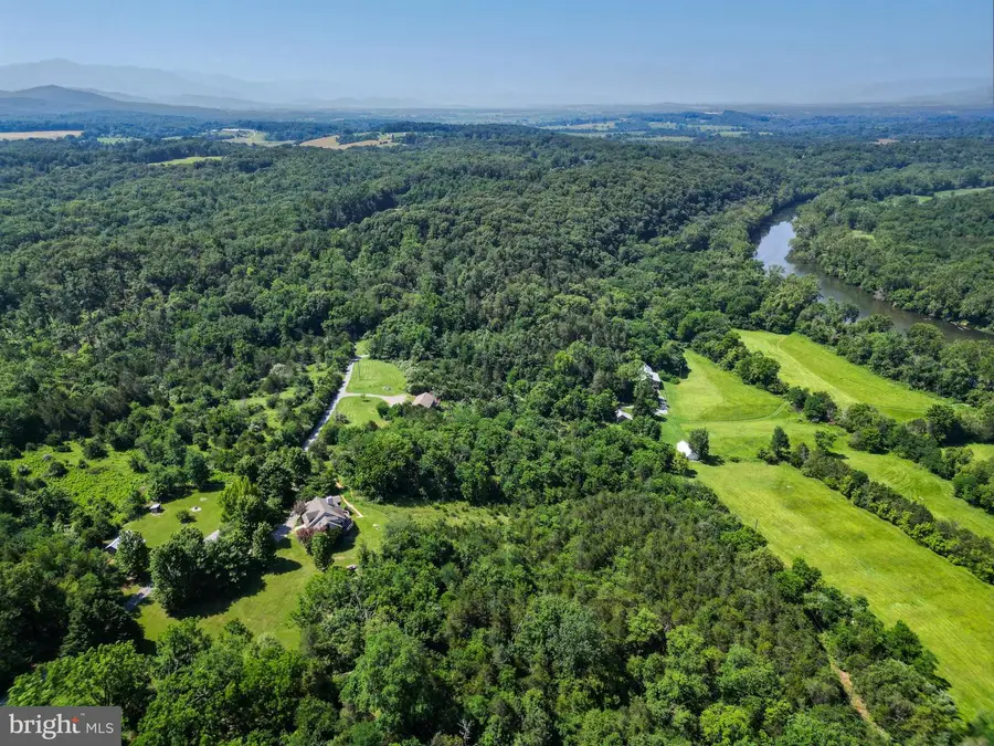 522 Star View Ln, Rileyville, VA 22650 - #3