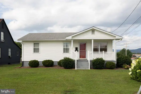 113 Eighth Ave, LURAY, VA 22835
