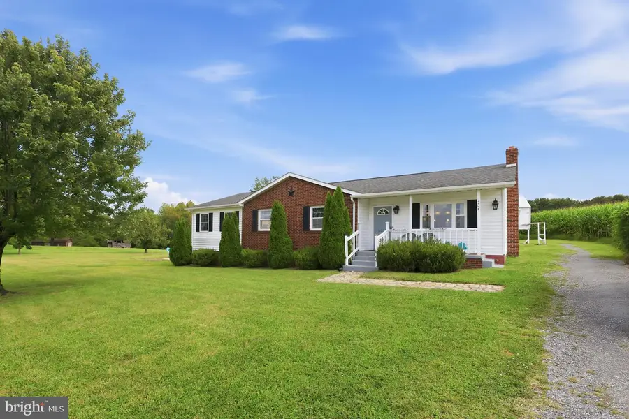 204 Hilliards Dr, Luray, VA 22835 - #2