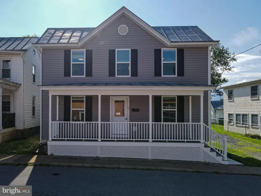 11 Bristol Ave, Luray, VA 22835 - #2