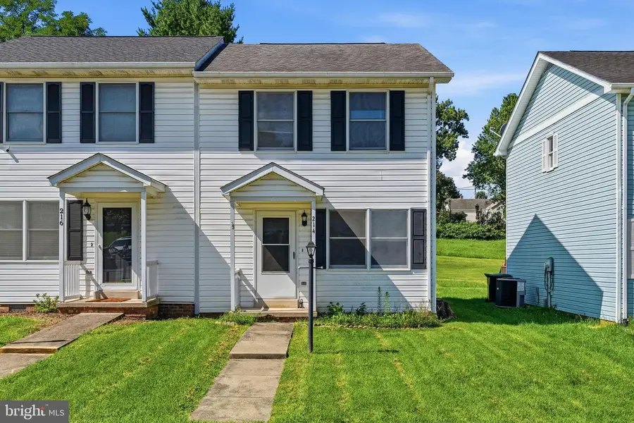 214 Seventh Ave, Luray, VA 22835 - #2