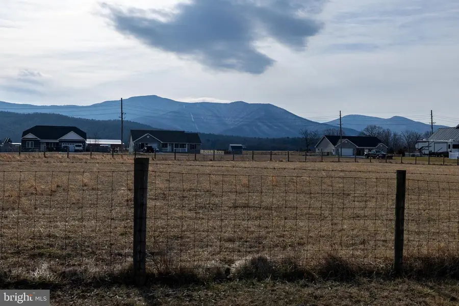 116 Denbrook Ln, Luray, VA 22835 - #3