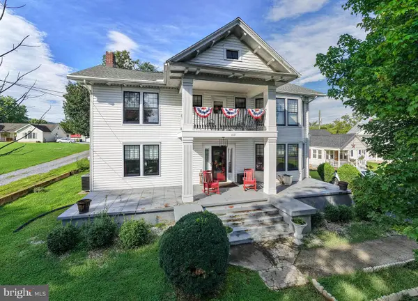 113 W Main St, STANLEY, VA 22851