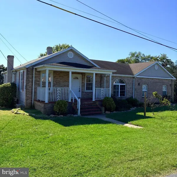 703 10th St, SHENANDOAH, VA 22849