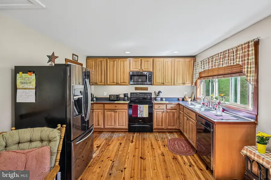 138 Willow Rd, Luray, VA 22835 - #3