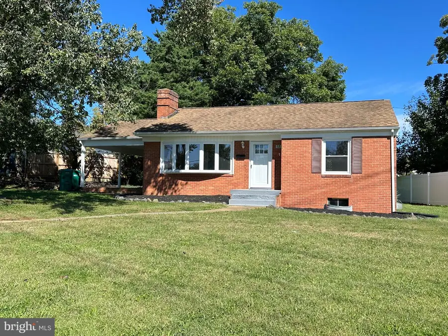 123 S Deford Ave, Luray, VA 22835 - #2