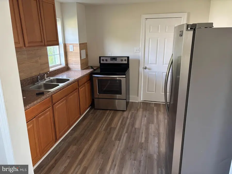 536 St Mark Street, Petersburg, VA 23803 - #3