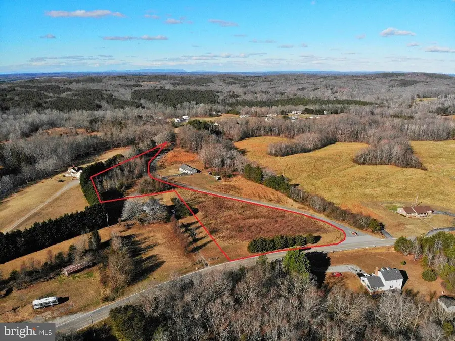 125 Sweden Falls Ln, Blairs, VA 24527 - Image #2