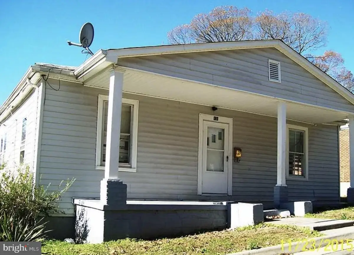 130 Johnson St, Danville, VA 24541 - #1