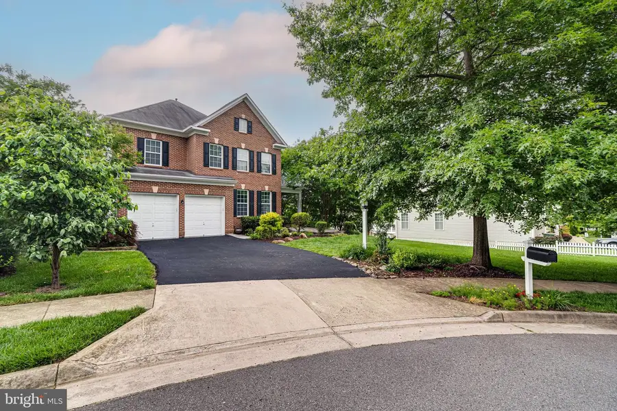 16309 Sandy Ridge Ct, Woodbridge, VA 22191 - Image #2
