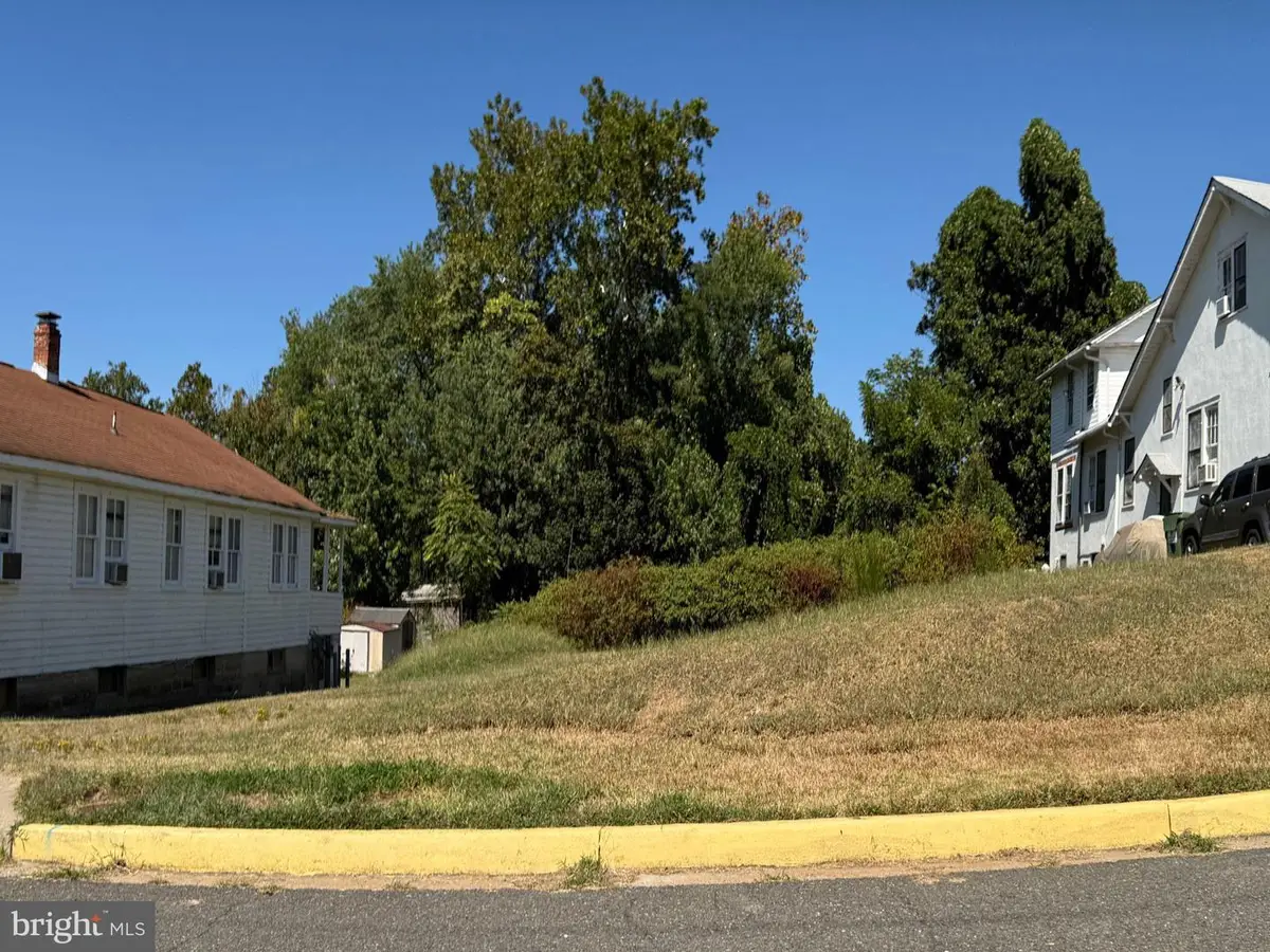 223 3rd Ave, Quantico, VA 22134 - Image #1