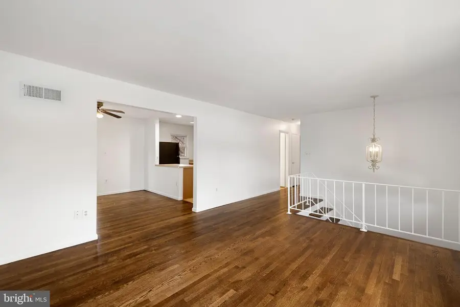 13652 Kingsman Rd, Woodbridge, VA 22193 - Image #3