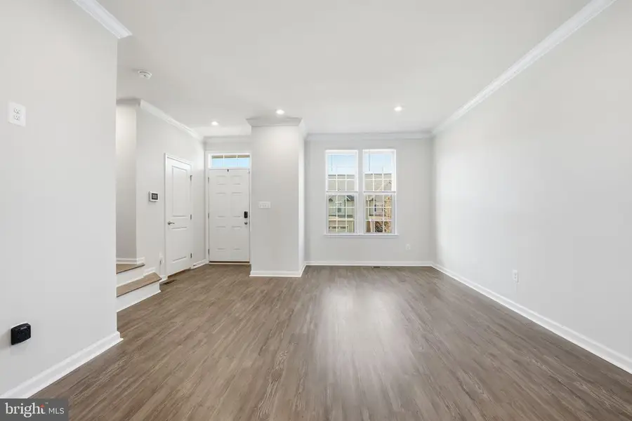 18179 Red Mulberry Rd, Dumfries, VA 22026 - Image #2