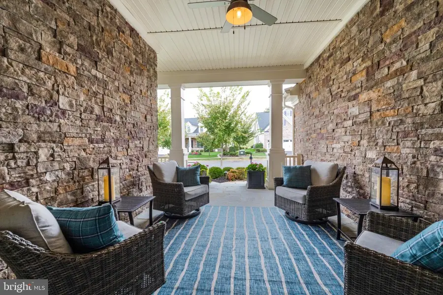 5966 Bowes Creek Pl, Gainesville, VA 20155 - Image #3