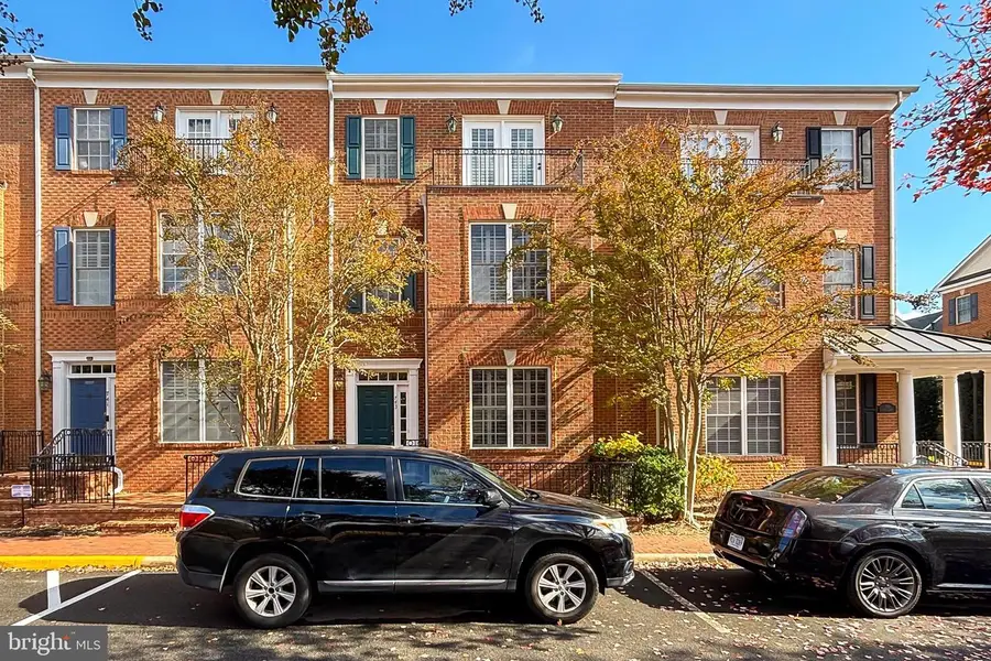 743 Vestal St, Woodbridge, VA 22191 - Image #2