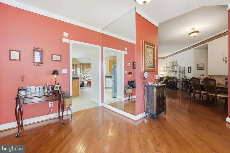 13753 Tuscarora Ct, Gainesville, VA 20155 - Image #3