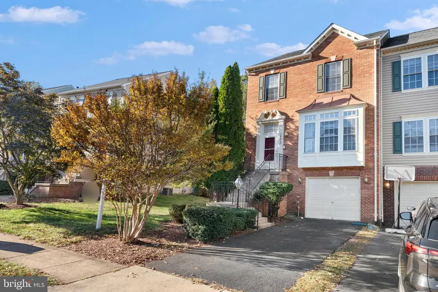 14405 Fowlers Mill Dr, Gainesville, VA 20155 - Image #2