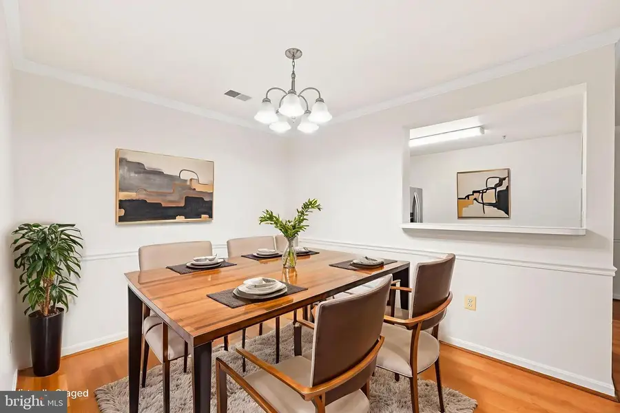 1037 Gardenview Loop #101, Woodbridge, VA 22191 - Image #2