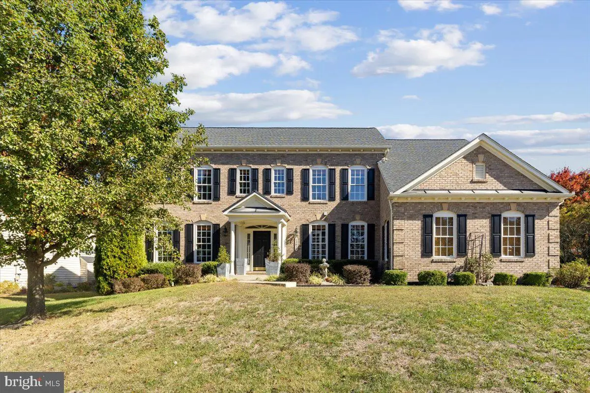 13610 Newtonmore Pl, Bristow, VA 20136 - Image #1