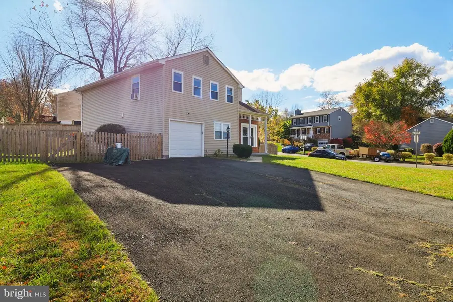 13380 Packard Dr, Woodbridge, VA 22193 - Image #2