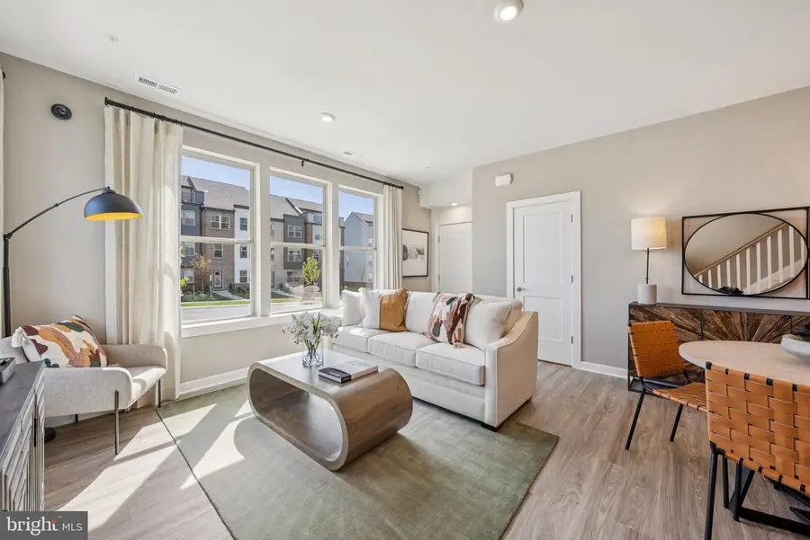 8650 Lovelace St, Manassas, VA 20109 - Image #3