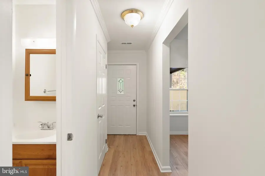 15278 Cloverdale Rd, Woodbridge, VA 22193 - Image #3