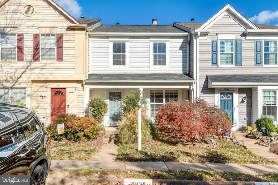 7937 Rebel Walk Dr, Manassas, VA 20109 - Image #2