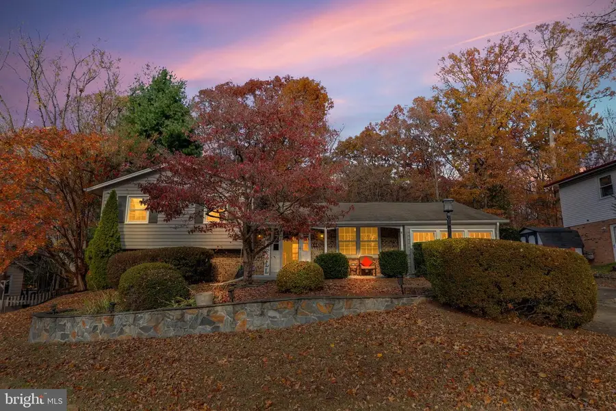 2218 Windjammer Dr, Woodbridge, VA 22192 - Image #2