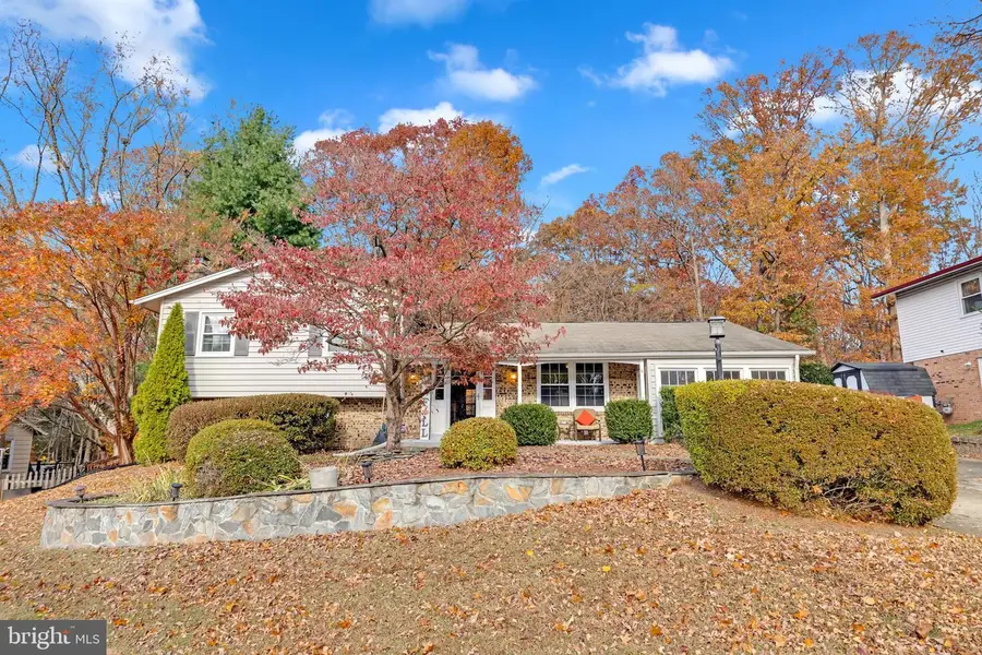 2218 Windjammer Dr, Woodbridge, VA 22192 - Image #3