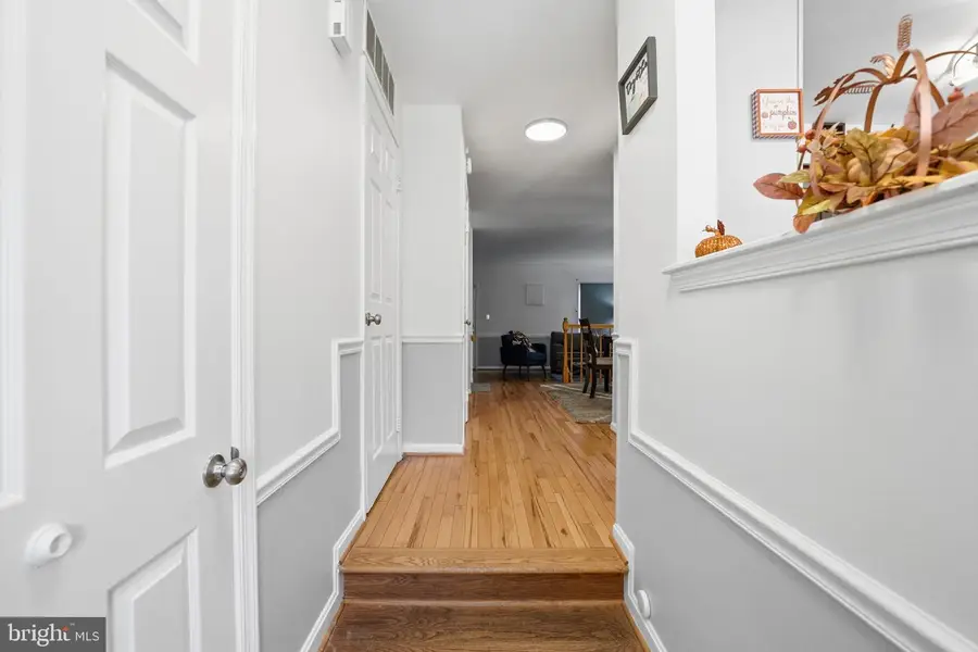 4114 Hampstead Ln, Woodbridge, VA 22192 - Image #3