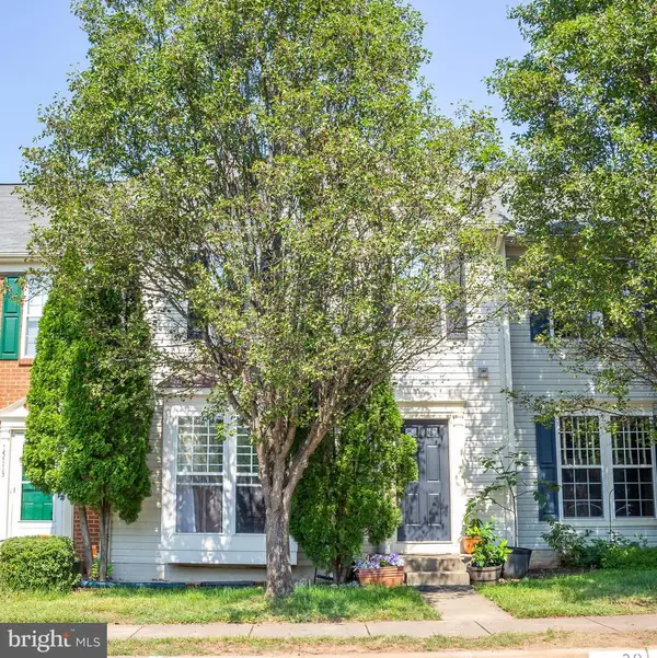 15115 Gaffney Cir, GAINESVILLE, VA 20155