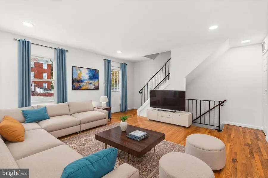 2903 Williamsburg Ct, Woodbridge, VA 22191 - Image #3