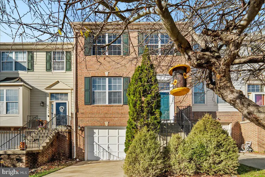 17304 Pacific Rim Ter, Dumfries, VA 22025 - Image #2