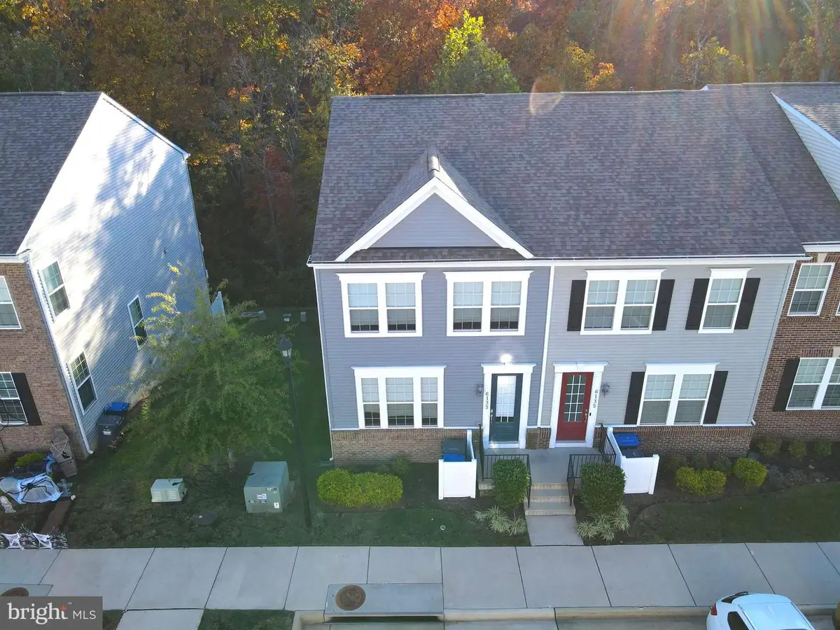 6133 Camerons Ferry Dr, Haymarket, VA 20169 - Image #1